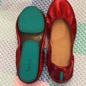 Tieks size 7. Great condition. Shiny deep red